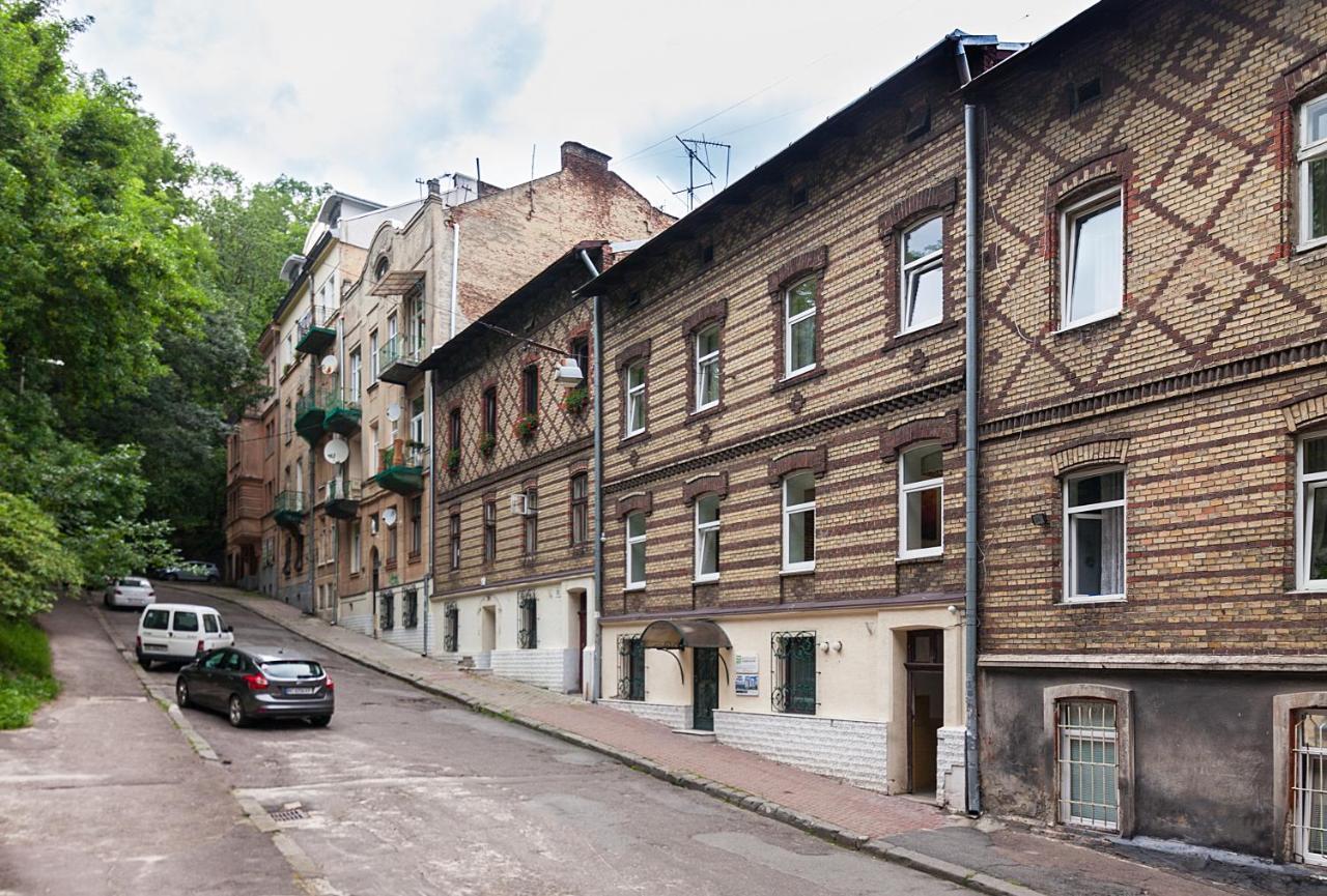 Gallery Art Apartment Lviv Luaran gambar