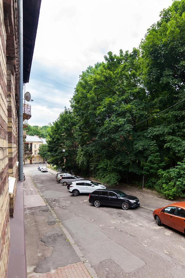 Gallery Art Apartment Lviv Luaran gambar